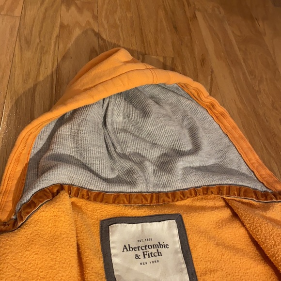 Abercrombie & Fitch Orange Peach Thick Hoodie with sewn on brand name in white S - Picture 10 of 16
